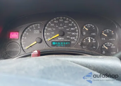 2000 Chevrolet Silverado 1500 Ls z USA, uszkodzony, nr VIN 1GCEK19T4YE165616